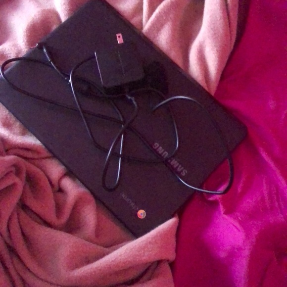 Laptop - Picture 3 of 3